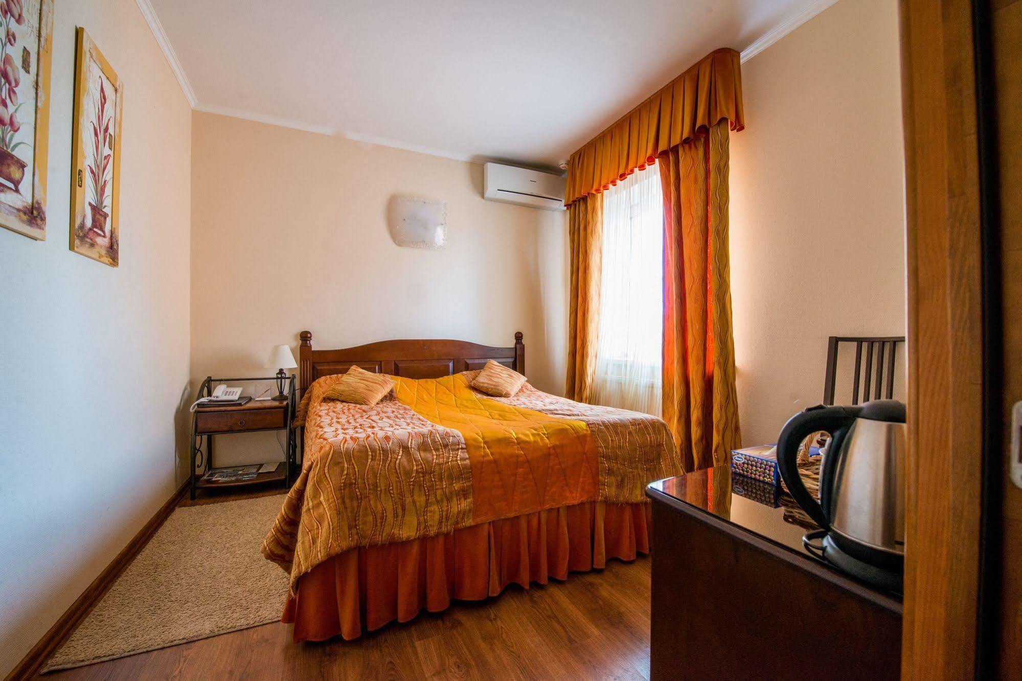 ГОСТИНИЦА KONYUSHENNY DVOR GUEST HOUSE РЯЗАНЬ 4* (Россия) - от 5949 RUB |  NOCHI